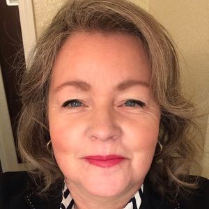 Meet your Posher, Michaela